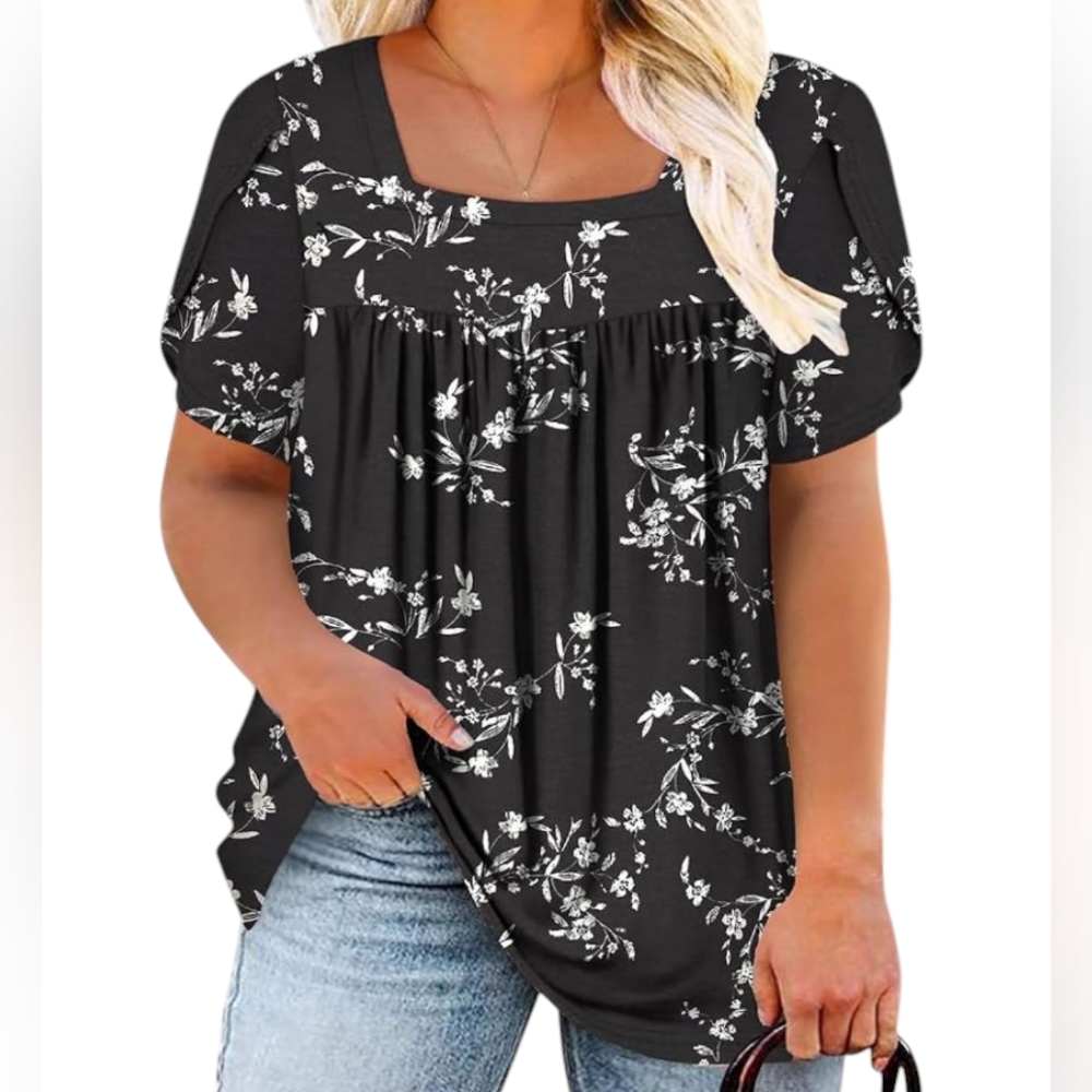 🆕 Women's PLUS SIZE 2XL Dressy Black& White Floral Print Short Sleeve Top